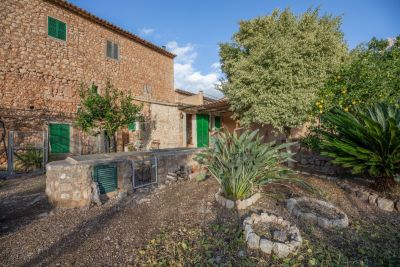 Zwischen Sóller und Fornalutx: Bergblick und außergewöhnliches potenzial Zwischen Sóller und Fornalutx: Bergblick und außergewöhnliches potenzial